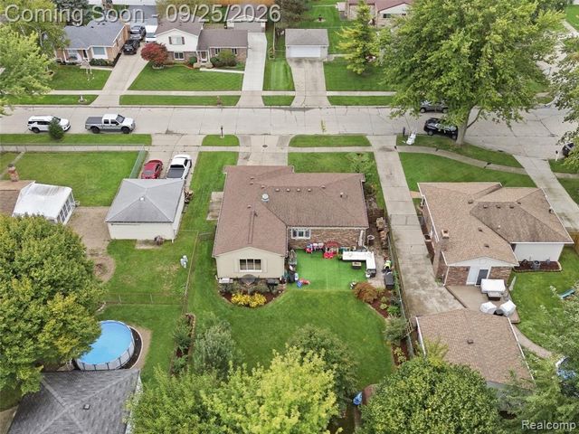 17405 Loranger Street, Clinton Township, MI 48038