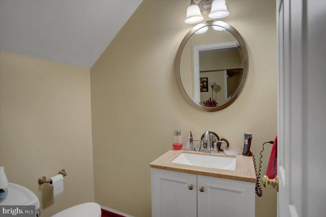 254 W MAIN ST, Waynesboro, PA 17268