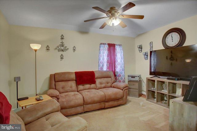 254 W MAIN ST, Waynesboro, PA 17268