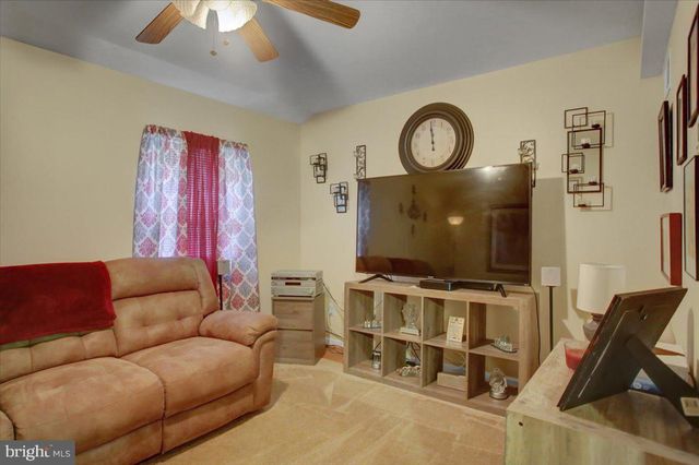 254 W MAIN ST, Waynesboro, PA 17268