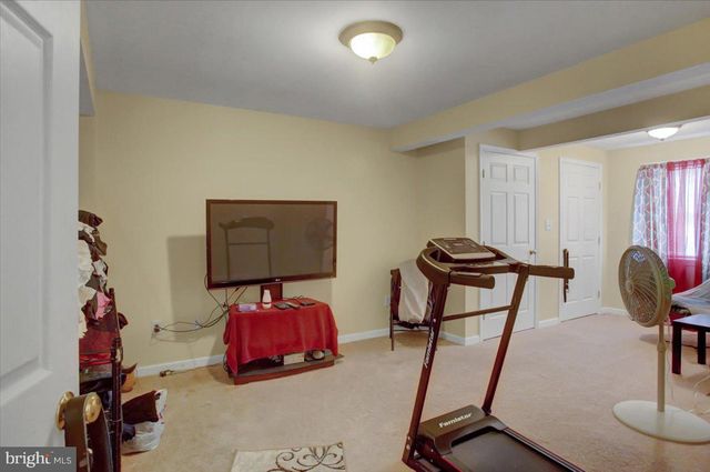 254 W MAIN ST, Waynesboro, PA 17268