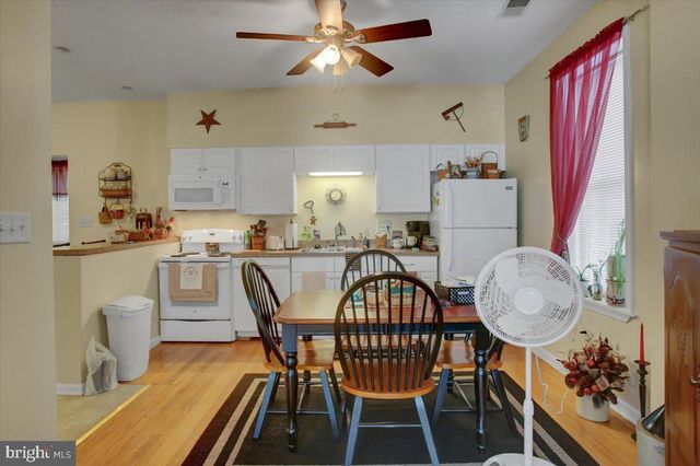 254 W MAIN ST, Waynesboro, PA 17268