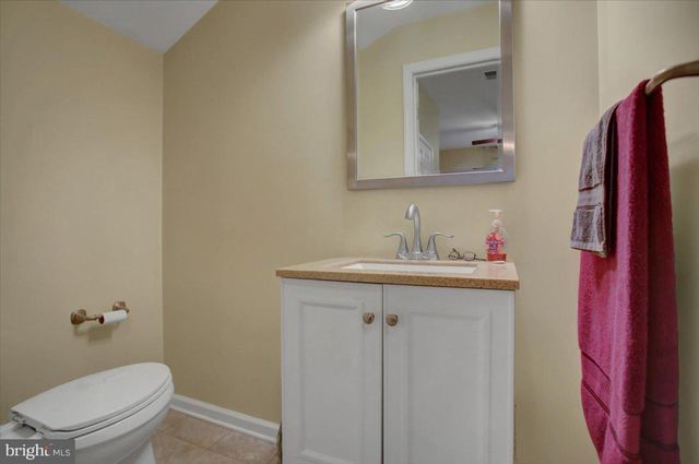 254 W MAIN ST, Waynesboro, PA 17268