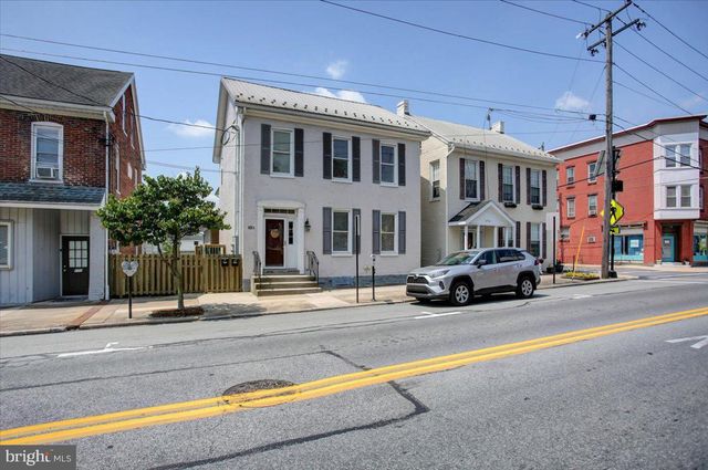 254 W MAIN ST, Waynesboro, PA 17268