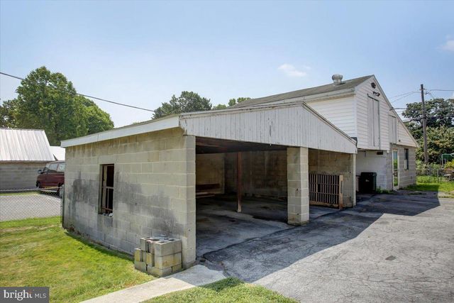 254 W MAIN ST, Waynesboro, PA 17268
