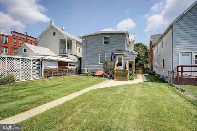 254 W MAIN ST, Waynesboro, PA 17268