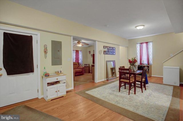254 W MAIN ST, Waynesboro, PA 17268