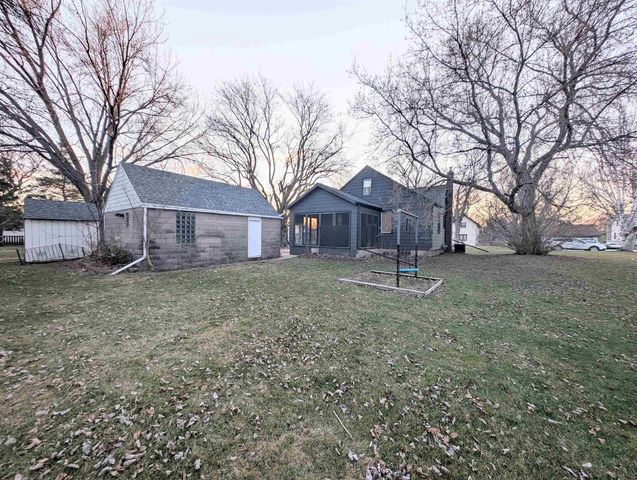 408 Mill Street, Fox Lake, WI 53933