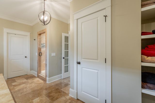 8997 Rostis Lane, Chattanooga, TN 37421