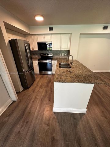 12124 Saint Andrews Pl 110, Miramar, FL 33025