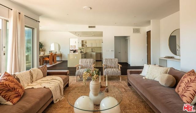 855 N Croft Avenue PH4, West Hollywood, CA 90069