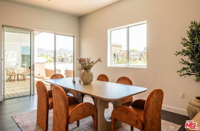 855 N Croft Avenue PH4, West Hollywood, CA 90069