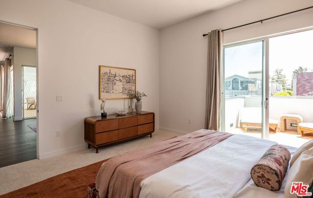 855 N Croft Avenue PH4, West Hollywood, CA 90069