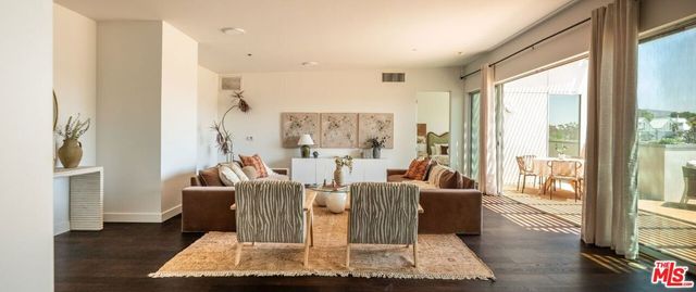 855 N Croft Avenue PH4, West Hollywood, CA 90069