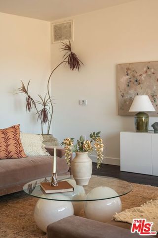 855 N Croft Avenue PH4, West Hollywood, CA 90069