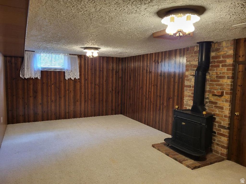 Image 18 of property listing at 1358 CROSS ST, Ogden, UT 84404