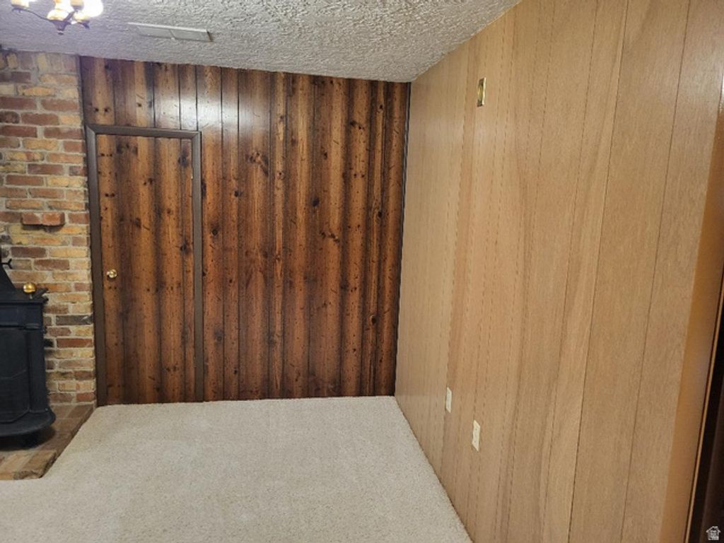 Image 19 of property listing at 1358 CROSS ST, Ogden, UT 84404