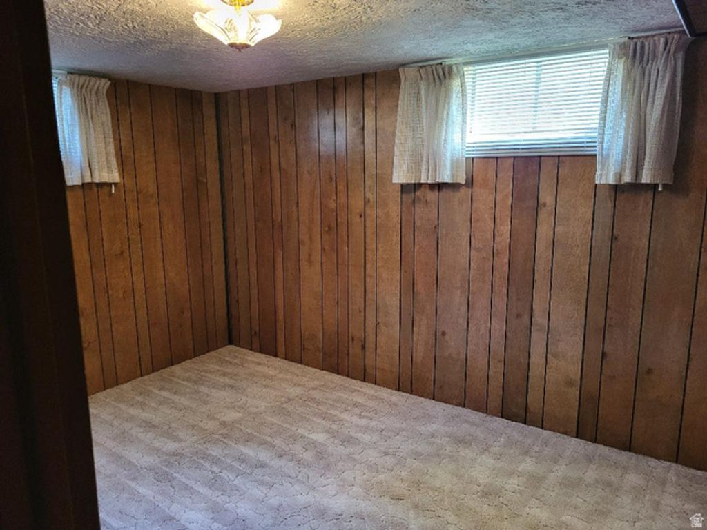 Image 25 of property listing at 1358 CROSS ST, Ogden, UT 84404