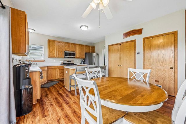 W1064 Audubon Park DRIVE, Ixonia, WI 53036