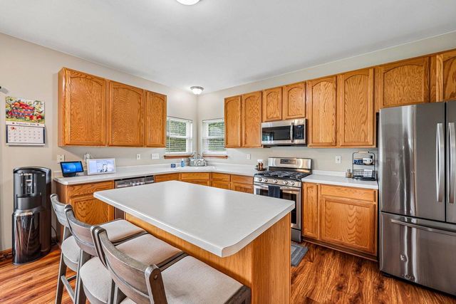 W1064 Audubon Park DRIVE, Ixonia, WI 53036