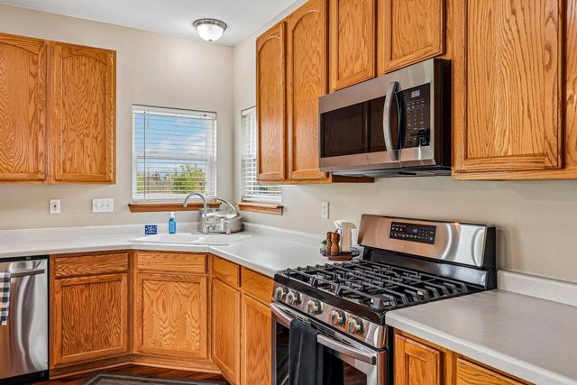 W1064 Audubon Park DRIVE, Ixonia, WI 53036