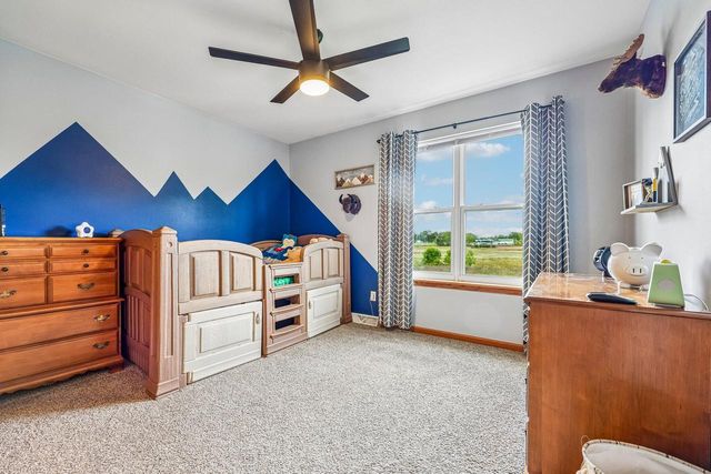 W1064 Audubon Park DRIVE, Ixonia, WI 53036