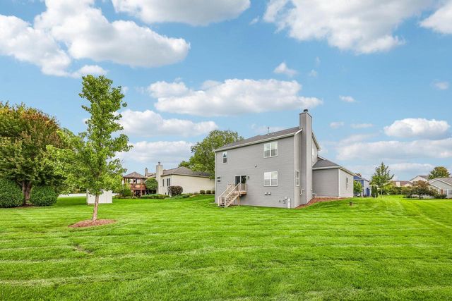 W1064 Audubon Park DRIVE, Ixonia, WI 53036