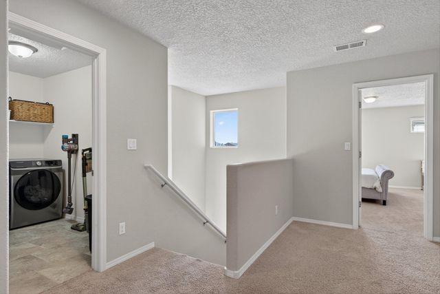 2428 Del Timbre Lane SW, Albuquerque, NM 87121