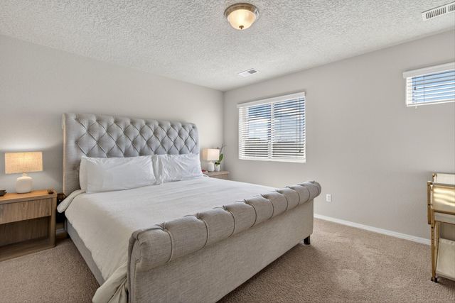 2428 Del Timbre Lane SW, Albuquerque, NM 87121