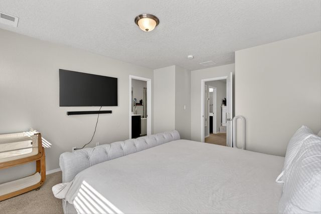 2428 Del Timbre Lane SW, Albuquerque, NM 87121