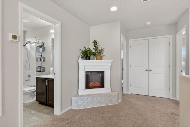 2428 Del Timbre Lane SW, Albuquerque, NM 87121