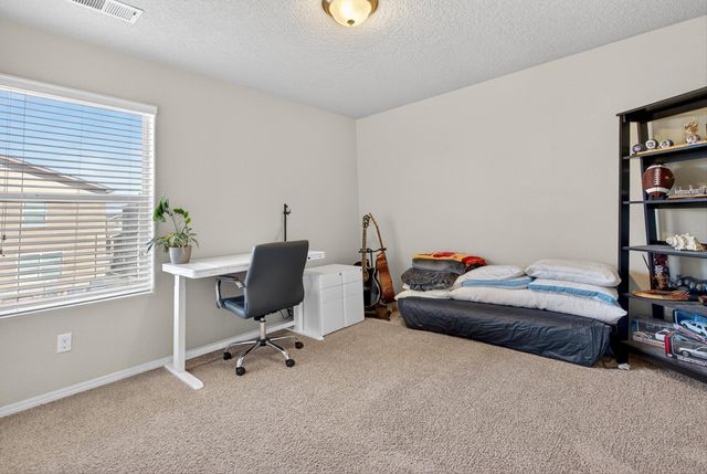 2428 Del Timbre Lane SW, Albuquerque, NM 87121