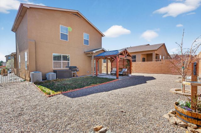 2428 Del Timbre Lane SW, Albuquerque, NM 87121