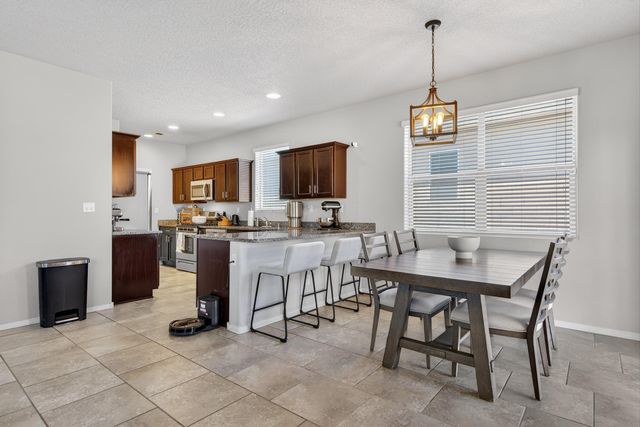 2428 Del Timbre Lane SW, Albuquerque, NM 87121