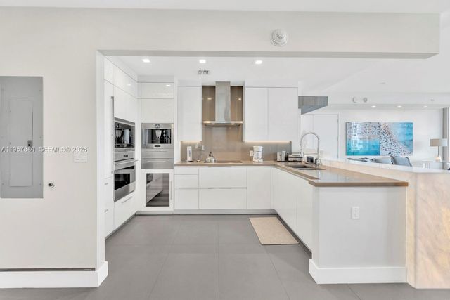 17475 Collins Ave 304, Sunny Isles Beach, FL 33160