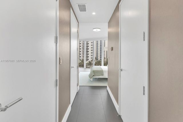 17475 Collins Ave 304, Sunny Isles Beach, FL 33160