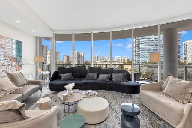 17475 Collins Ave 304, Sunny Isles Beach, FL 33160