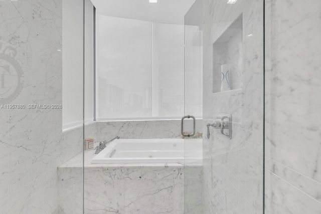 17475 Collins Ave 304, Sunny Isles Beach, FL 33160