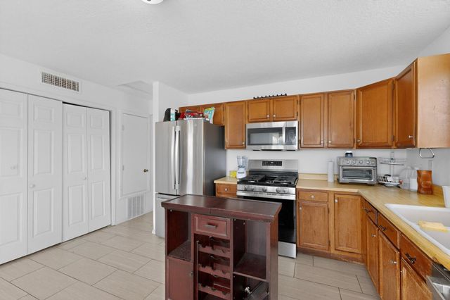 5014 Nickel Drive NE, Rio Rancho, NM 87124