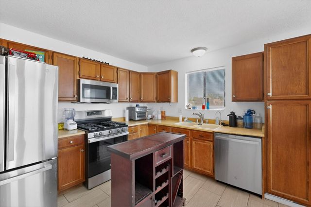 5014 Nickel Drive NE, Rio Rancho, NM 87124