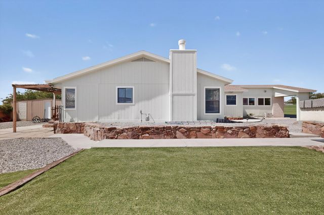5014 Nickel Drive NE, Rio Rancho, NM 87124