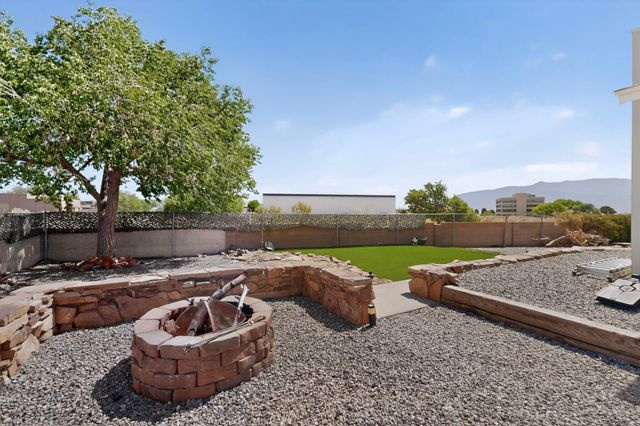 5014 Nickel Drive NE, Rio Rancho, NM 87124