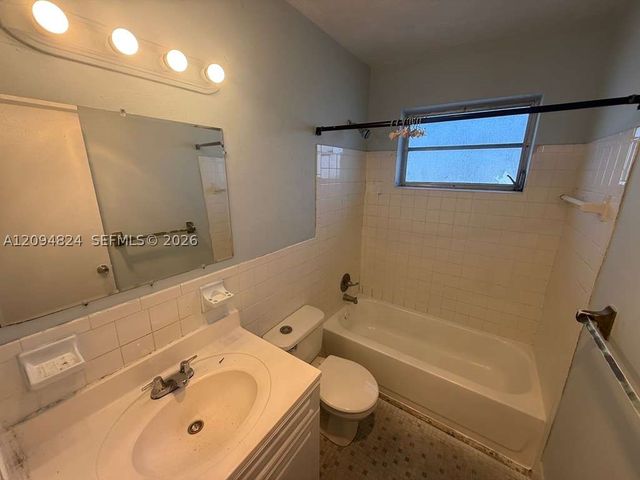 1663 NE Miami Gardens Dr 238, Miami, FL 33179