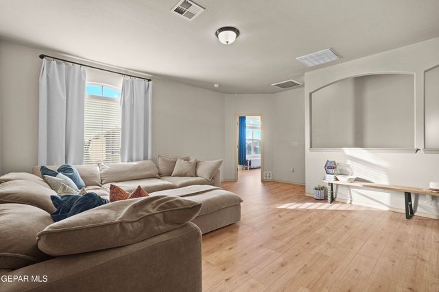 3144 HIDDEN CREEK Drive, El Paso, TX 79938