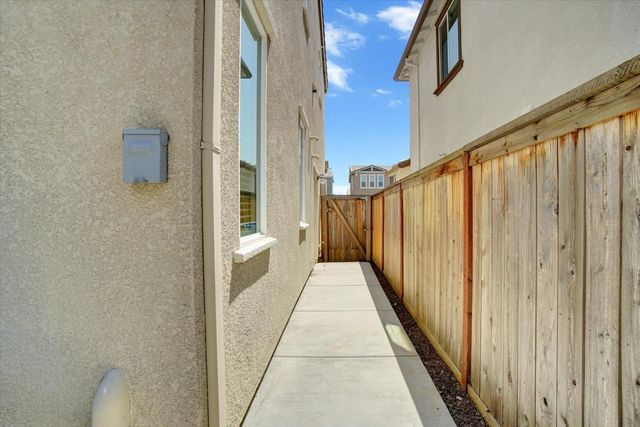 4422 French Dr, Folsom, CA 95630