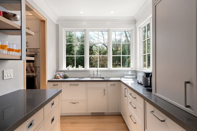 9 Skating Pond Road, Weston, MA 02493