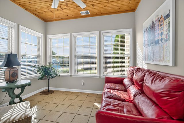 441 Goldon Trophy Trail 441, Lexington, KY 40514