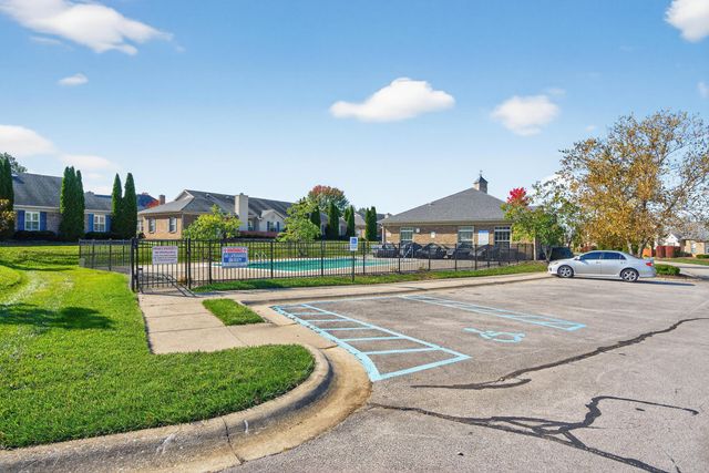 441 Goldon Trophy Trail 441, Lexington, KY 40514