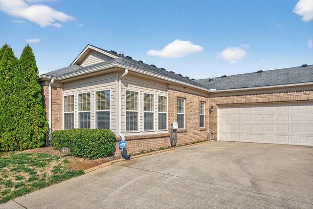 441 Goldon Trophy Trail 441, Lexington, KY 40514