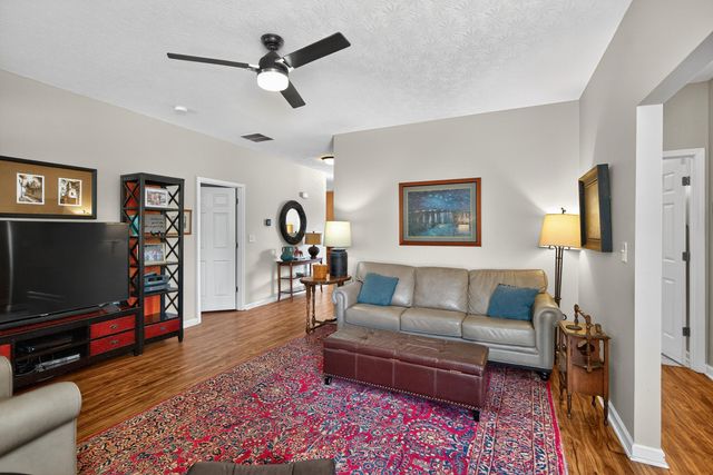 441 Goldon Trophy Trail 441, Lexington, KY 40514